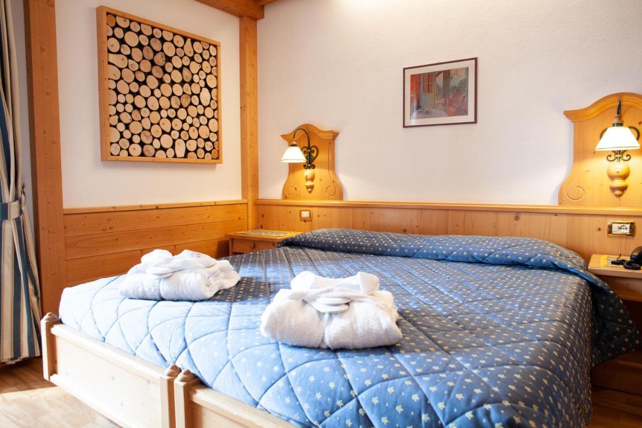 Hotel Posta Forni di Sopra Exterior foto