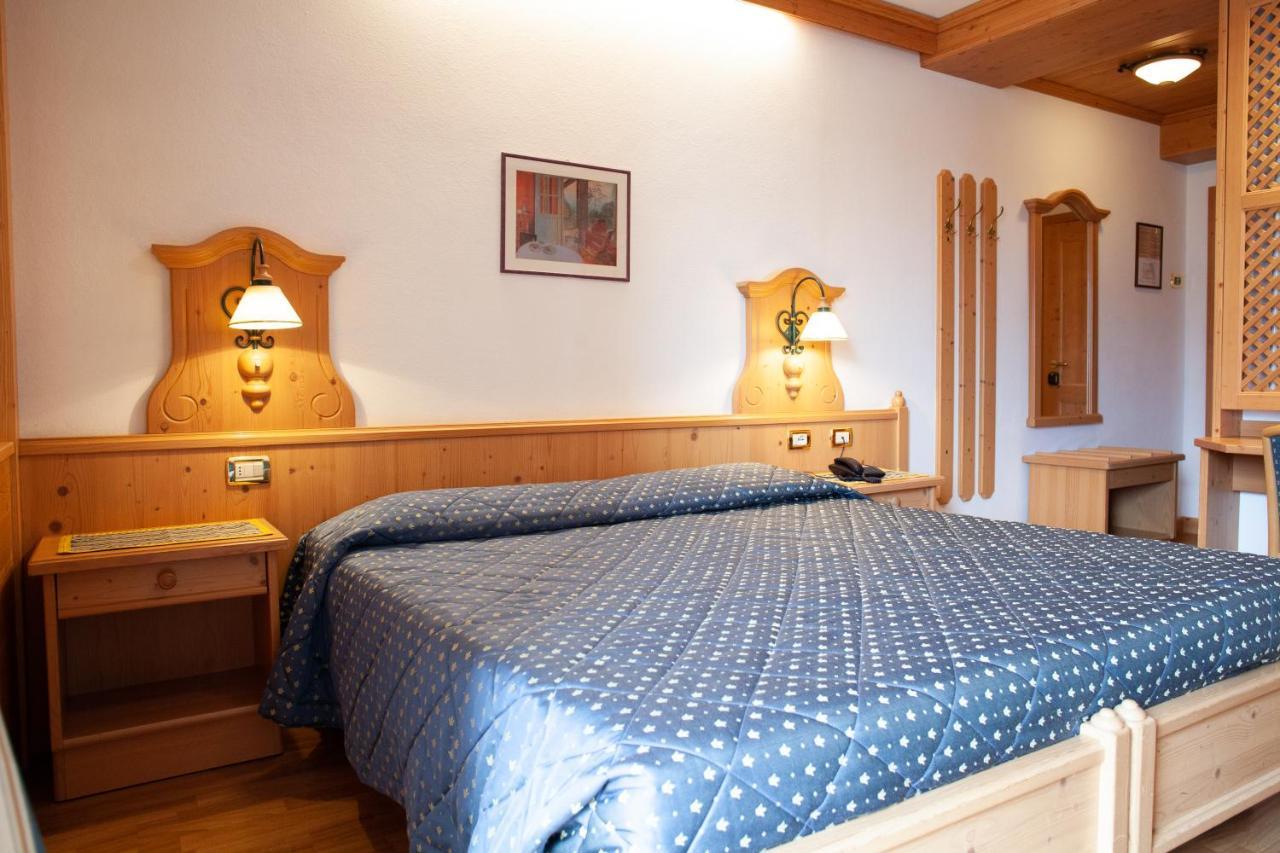 Hotel Posta Forni di Sopra Exterior foto